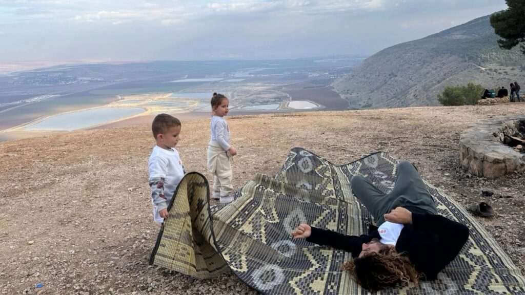חורף של נוף פתוח: נחים בנקודת התצפית בהר שאול בגלבוע